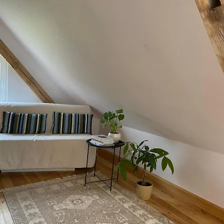 Semesterbostad Siedlisko Jesionna